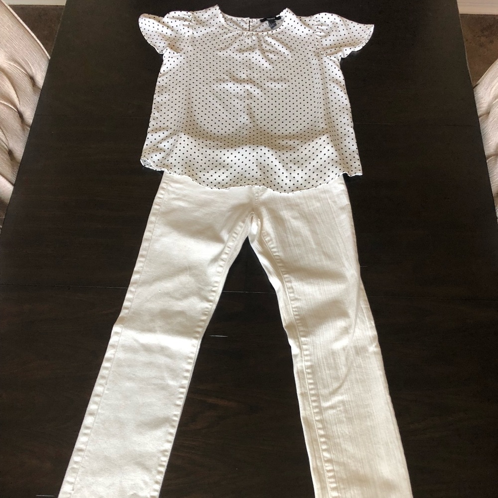 White women Jeans.Size 5R. Super chic !👖😎